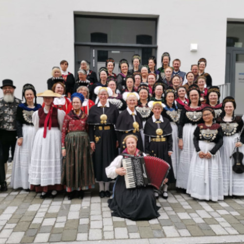Menschen in Tracht