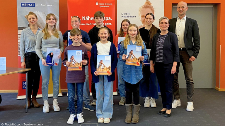 Gruppenbild von Teilnehmenden